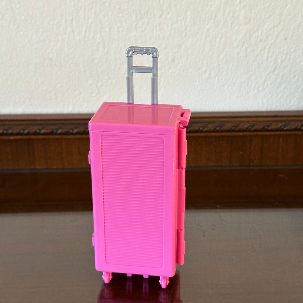 Mattel Barbie Pink Rolling Suitcase Doll Accessory Marine Biologist Replacement
